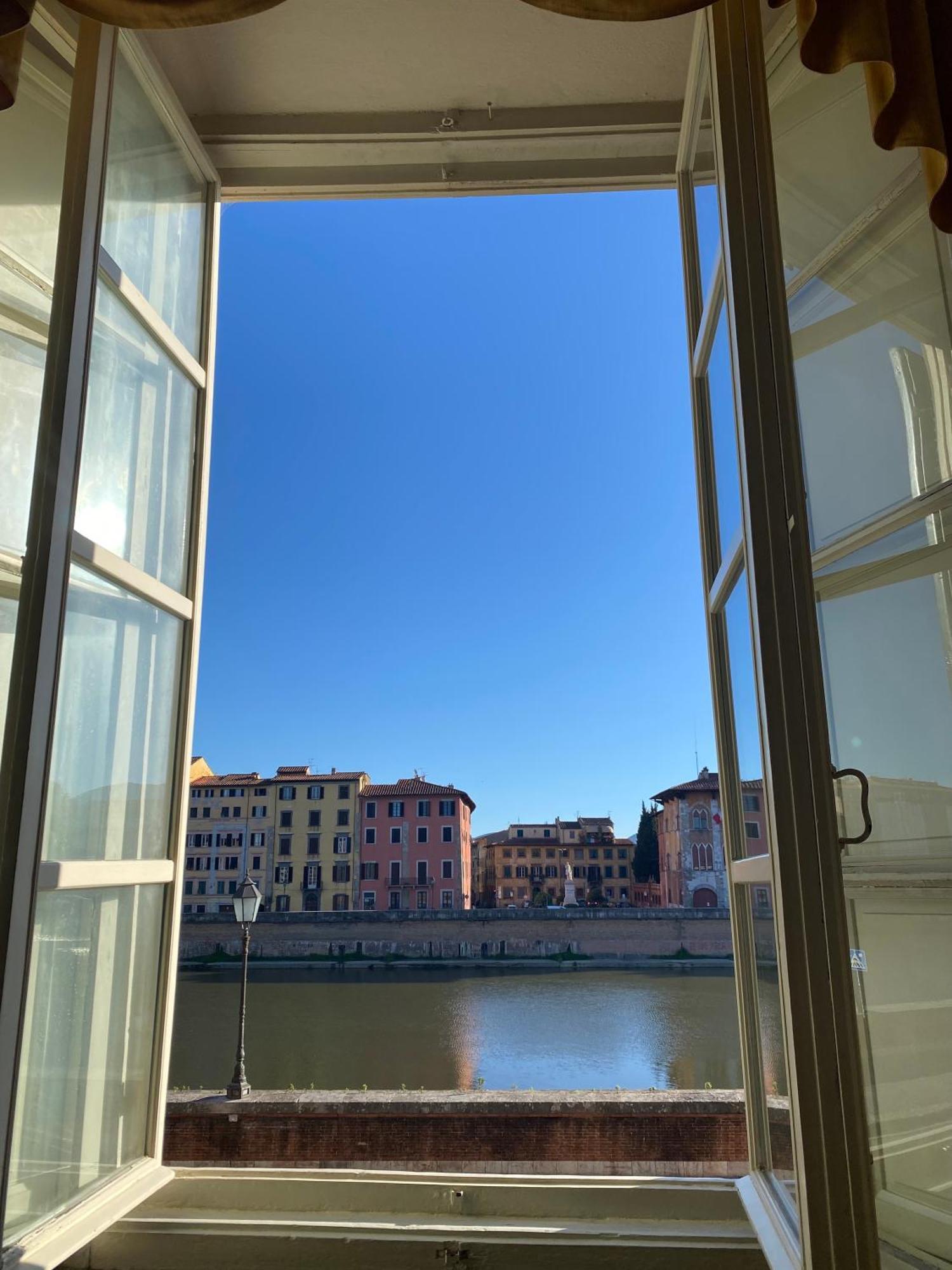 L'Antica Casa Sui Lungarni Di Pisa Hotell Exteriör bild